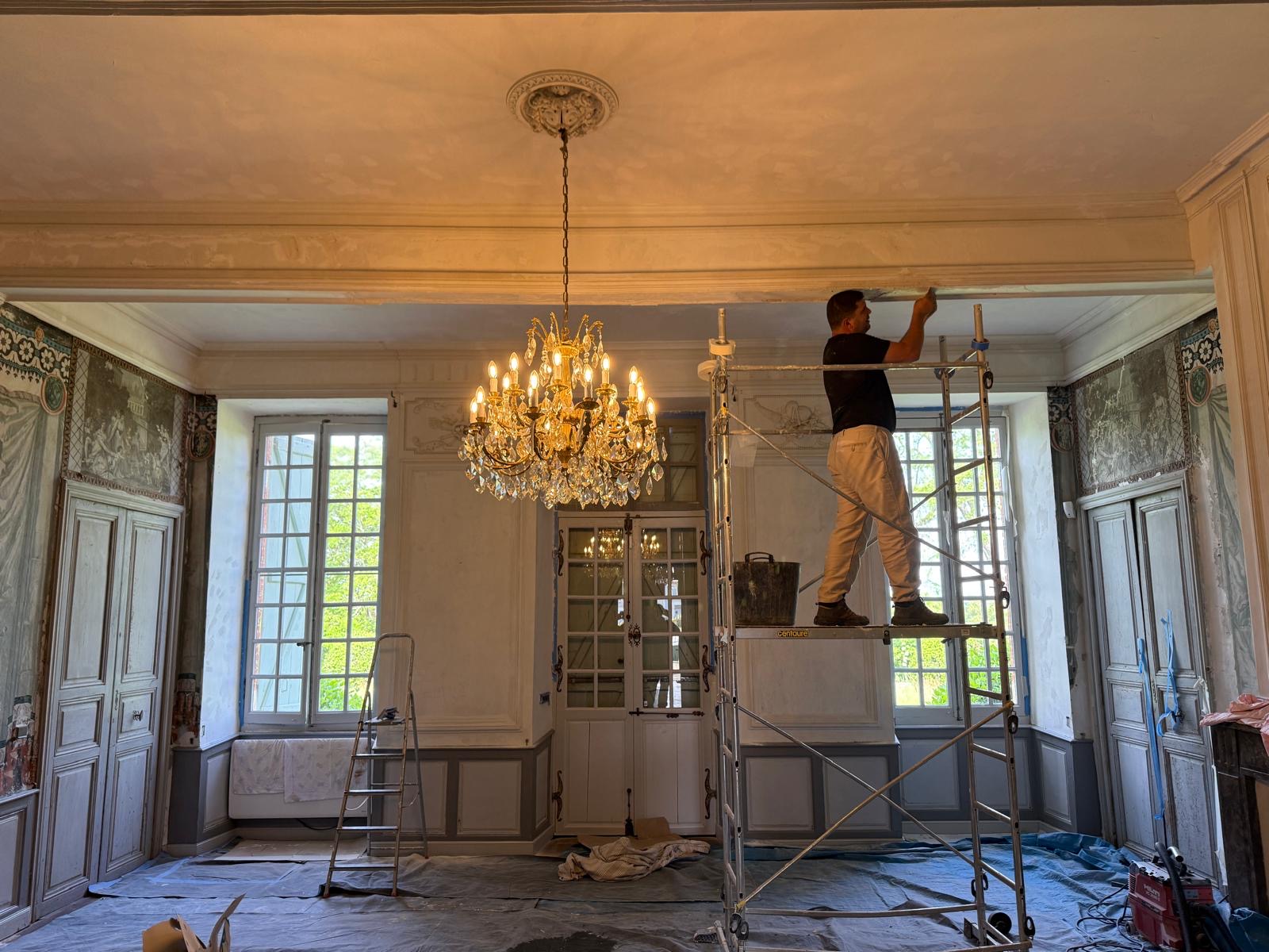 Restauration des moulures en plâtre